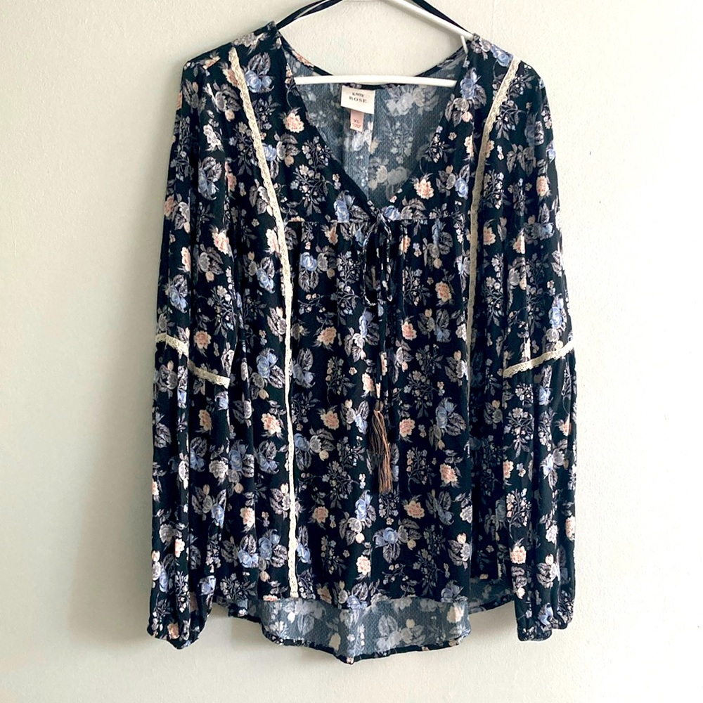 Knox Rose XL floral long sleeve top